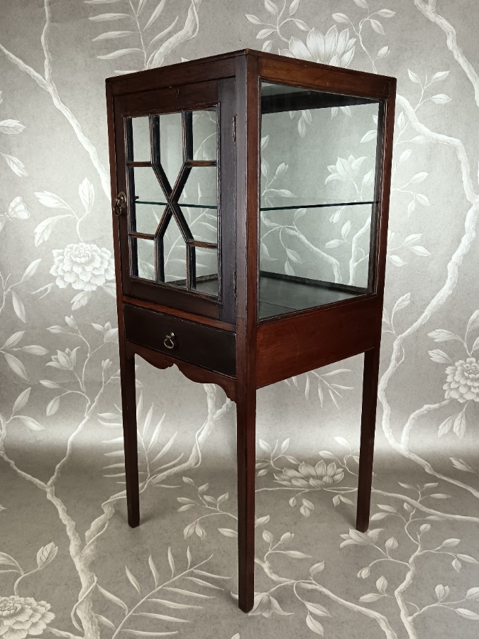 Georgian Display Cabinet (8).jpg
